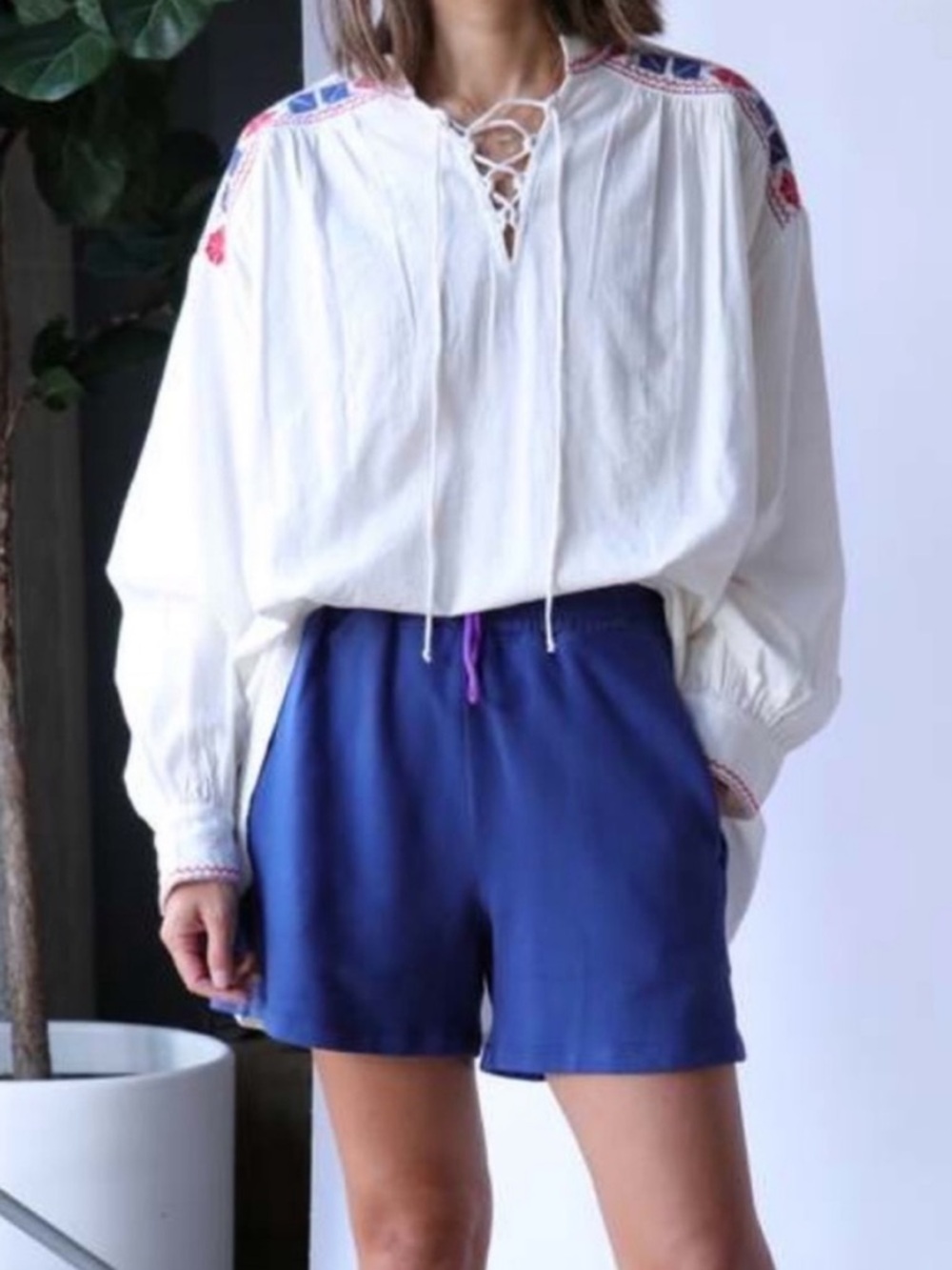 Xírena Dill Ivory Oversized Top with Red & Blue Embroidery